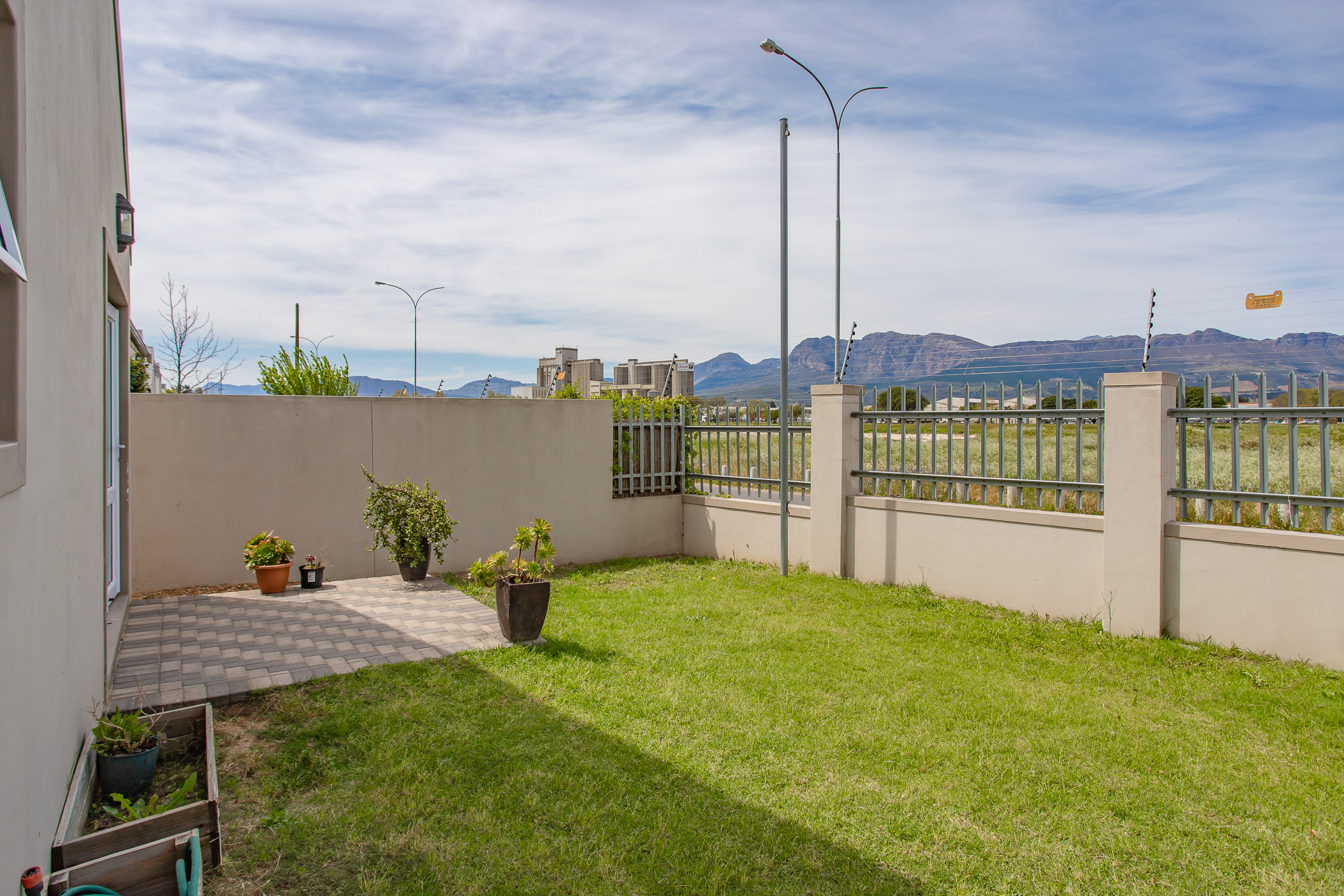 2 Bedroom Property for Sale in Paarl North Western Cape